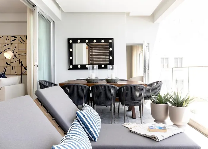 The Nici Clifton Sea View Apartments