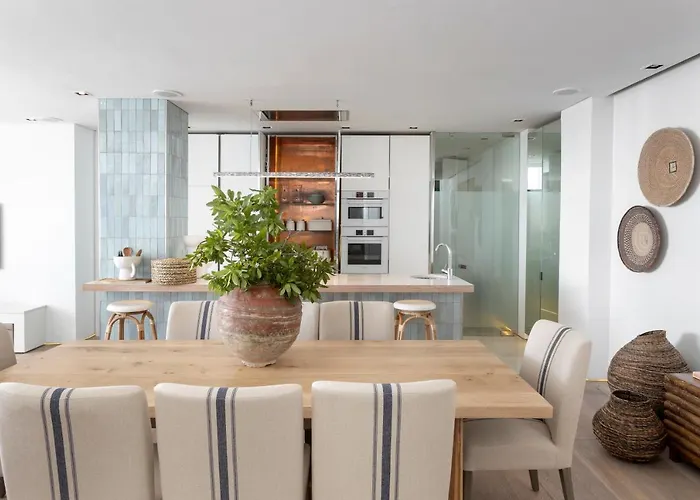 The Nici Clifton Sea View Apartments
