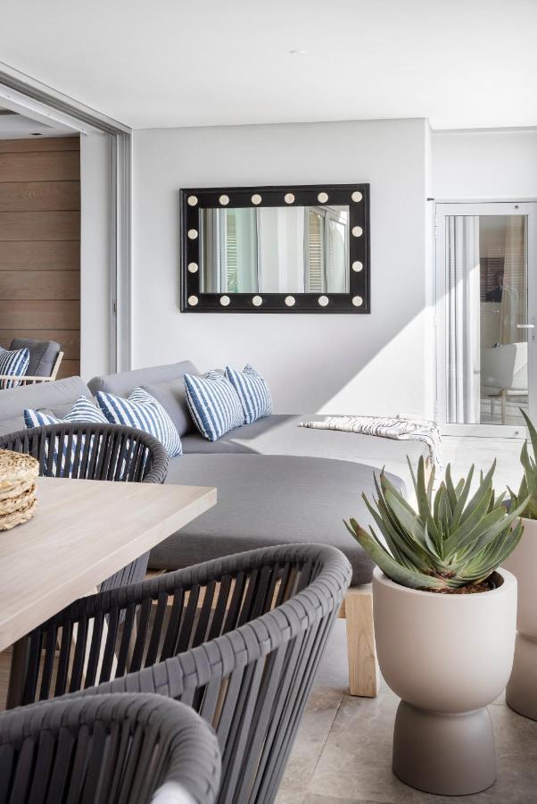 The Nici Clifton Sea View *